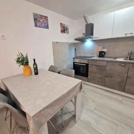 Apartment Petunia Baska (Krk)