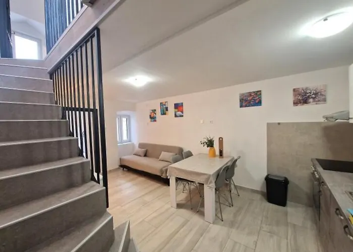 Apartment Petunia Baška